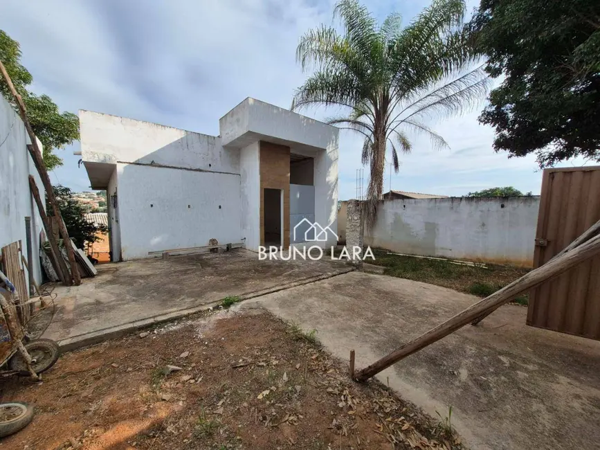 Foto 1 de Casa com 3 quartos à venda, 300m2 em Igarape - MG