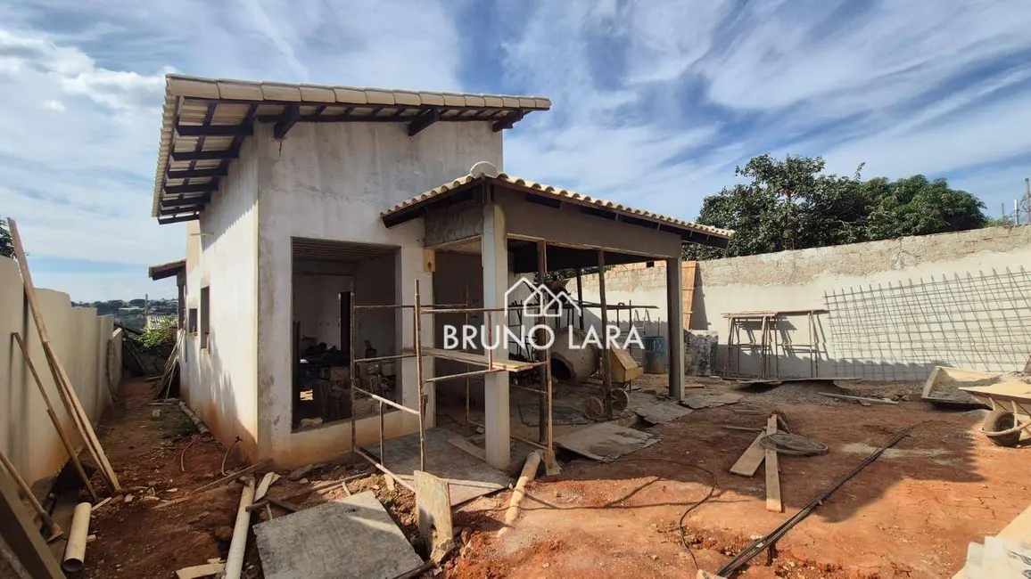 Foto 1 de Casa com 3 quartos à venda, 360m2 em Igarape - MG