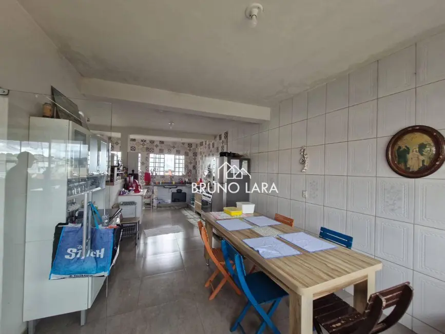 Foto 8 de Casa com 8 quartos à venda, 315m2 em Centro, Igarape - MG