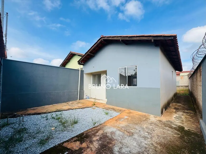 Casa com 2 quartos à venda, 180m2 em Mateus Leme - MG - imagem 2 Foto 2 de Casa com 2 quartos à venda, 180m2 em Mateus Leme - MG