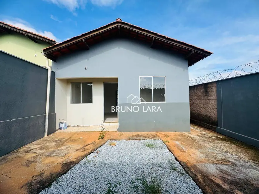 Casa com 2 quartos à venda, 180m2 em Mateus Leme - MG - imagem 1 Foto 1 de Casa com 2 quartos à venda, 180m2 em Mateus Leme - MG
