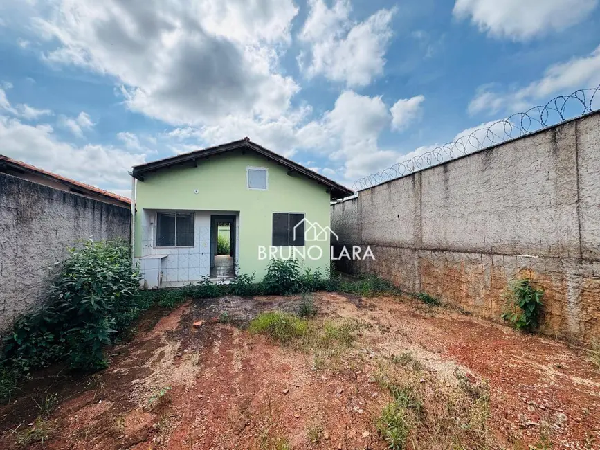 Casa com 2 quartos à venda, 120m2 em Mateus Leme - MG - imagem 1 Foto 1 de Casa com 2 quartos à venda, 120m2 em Mateus Leme - MG
