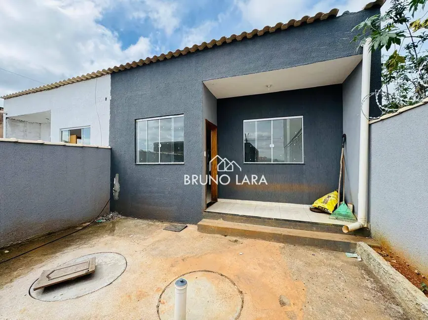 Casa com 2 quartos à venda, 120m2 em Mateus Leme - MG - imagem 1 Foto 1 de Casa com 2 quartos à venda, 120m2 em Mateus Leme - MG