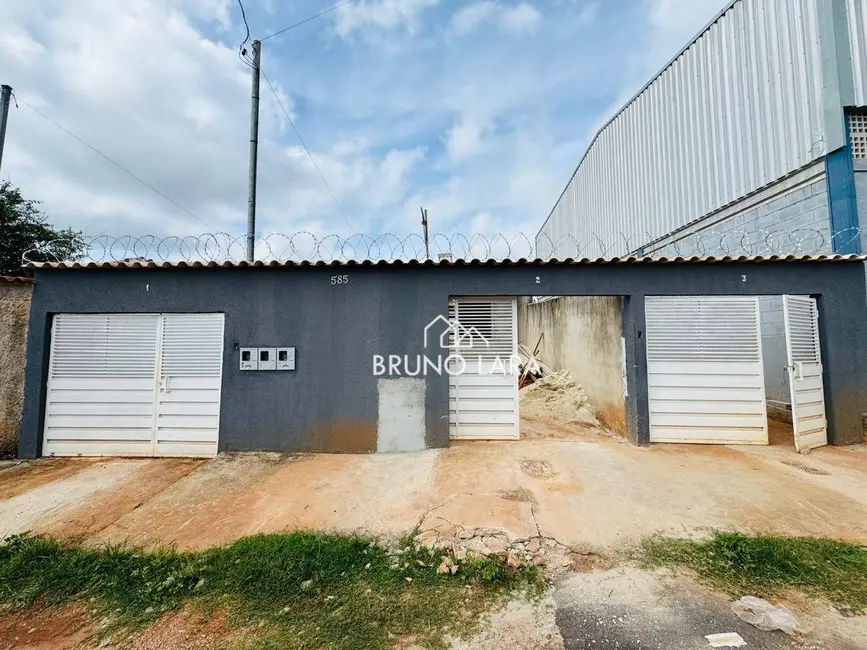 Casa com 2 quartos à venda, 120m2 em Mateus Leme - MG - imagem 2 Foto 2 de Casa com 2 quartos à venda, 120m2 em Mateus Leme - MG