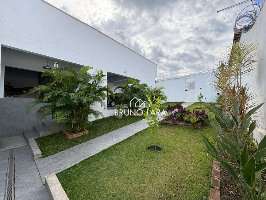 Foto 2 de Casa com 4 quartos à venda, 360m2 em Jardim Brasília, Betim - MG