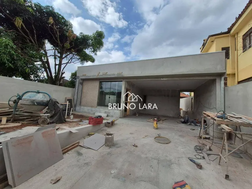 Foto 1 de Casa com 2 quartos à venda, 300m2 em Igarape - MG