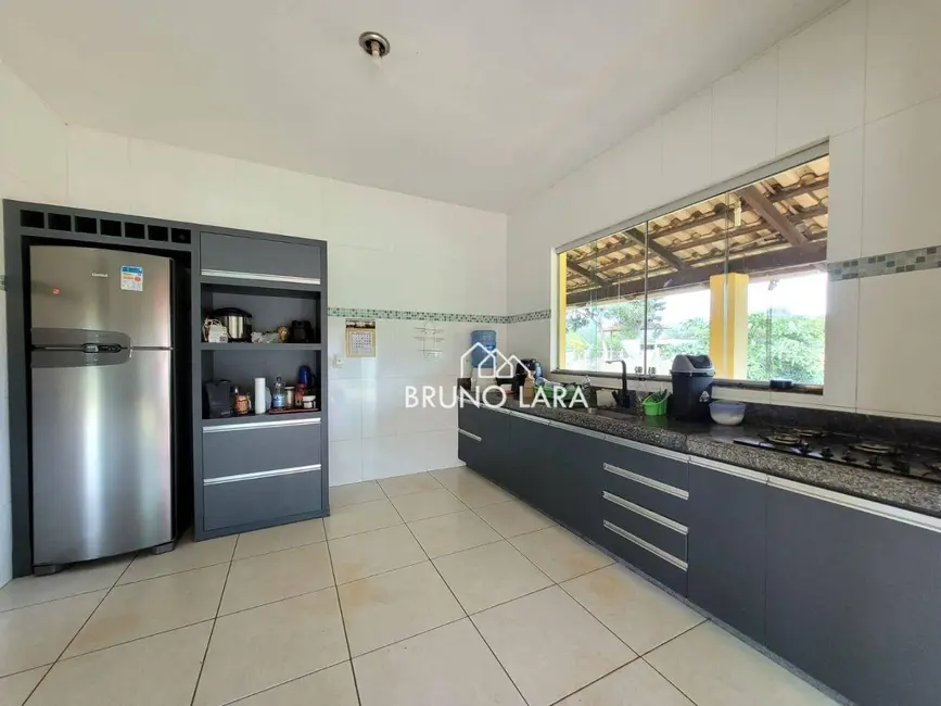 Casa com 4 quartos para alugar, 5000m2 em Mateus Leme - MG - imagem 4 Foto 4 de Casa com 4 quartos para alugar, 5000m2 em Mateus Leme - MG