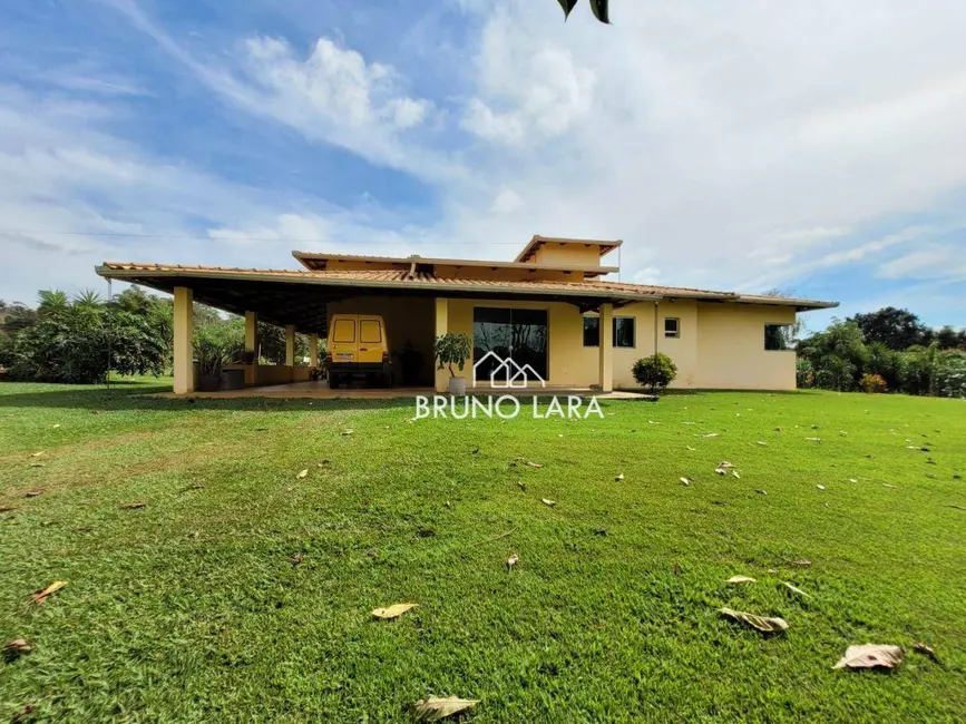 Casa com 4 quartos para alugar, 5000m2 em Mateus Leme - MG - imagem 1 Foto 1 de Casa com 4 quartos para alugar, 5000m2 em Mateus Leme - MG
