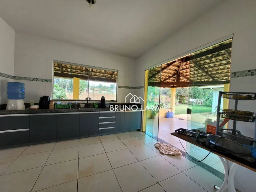Casa com 4 quartos para alugar, 5000m2 em Mateus Leme - MG - imagem 5 Foto 5 de Casa com 4 quartos para alugar, 5000m2 em Mateus Leme - MG