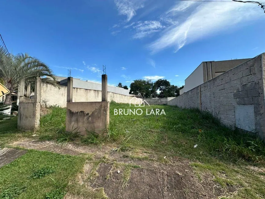 Foto 2 de Terreno / Lote à venda, 360m2 em Igarape - MG
