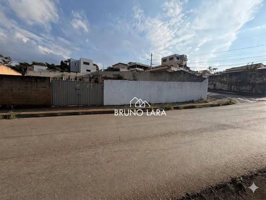 Foto 2 de Terreno / Lote à venda, 780m2 em Igarape - MG