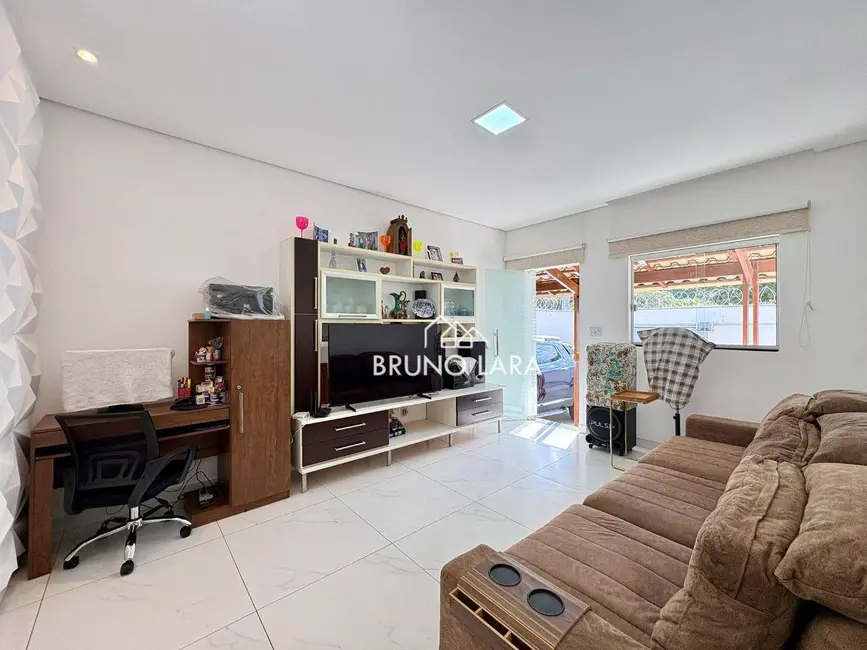 Foto 5 de Casa com 3 quartos à venda, 360m2 em Itacolomi, Betim - MG