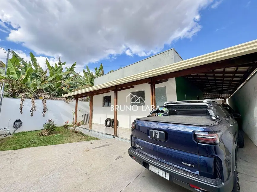 Foto 2 de Casa com 3 quartos à venda, 360m2 em Itacolomi, Betim - MG