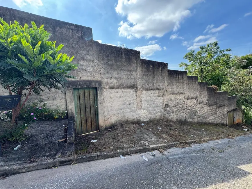 Foto 1 de Terreno / Lote à venda, 360m2 em Igarape - MG