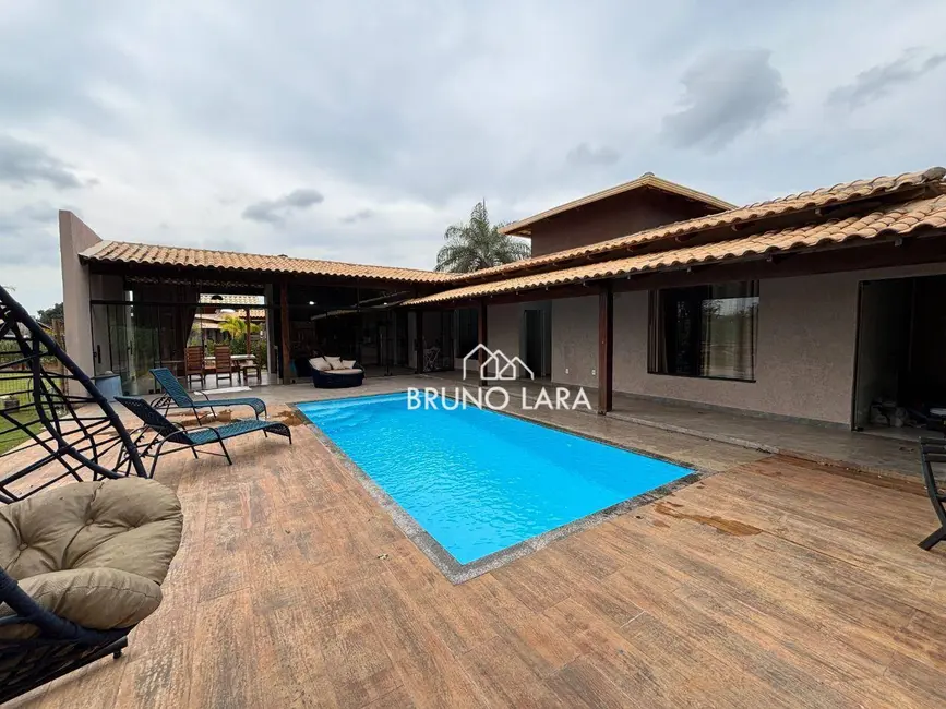 Sítio / Rancho com 2 quartos à venda, 500m2 em Mateus Leme - MG - imagem 1 Foto 1 de Sítio / Rancho com 2 quartos à venda, 500m2 em Mateus Leme - MG