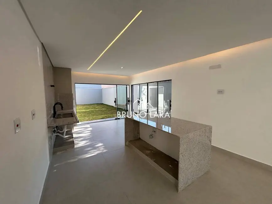Foto 5 de Casa de Condomínio com 4 quartos à venda, 360m2 em Igarape - MG