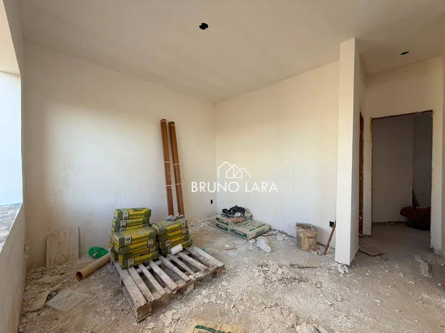 Foto 4 de Casa com 2 quartos à venda, 130m2 em Sao Joaquim De Bicas - MG