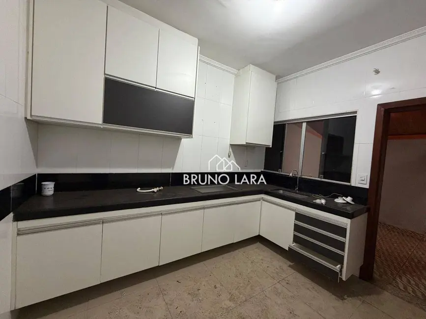 Foto 4 de Casa com 3 quartos para alugar, 180m2 em Igarape - MG