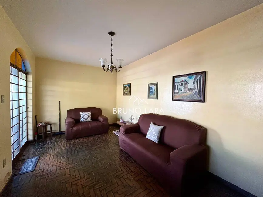 Foto 5 de Casa com 3 quartos à venda, 470m2 em Centro, Betim - MG