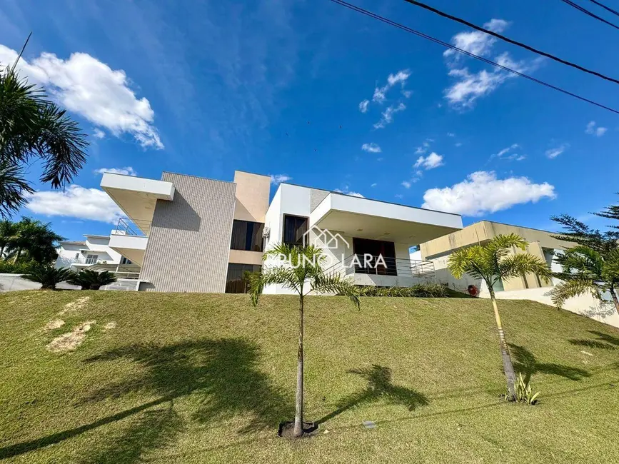 Foto 3 de Casa de Condomínio com 4 quartos à venda, 1000m2 em Residencial Montserrat, Betim - MG