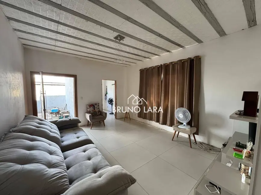 Foto 3 de Casa com 3 quartos à venda, 360m2 em Betim - MG