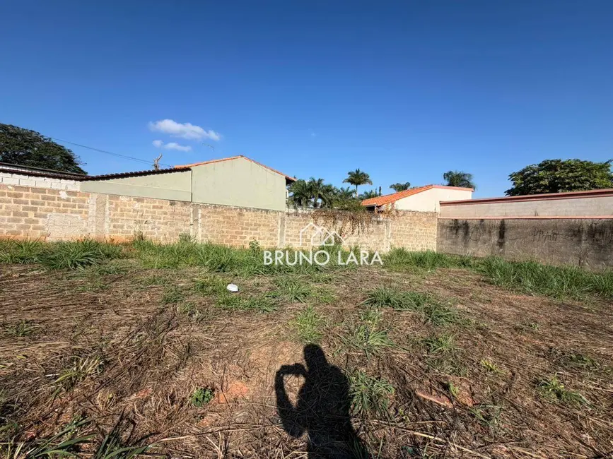Foto 6 de Terreno / Lote à venda, 360m2 em Igarape - MG