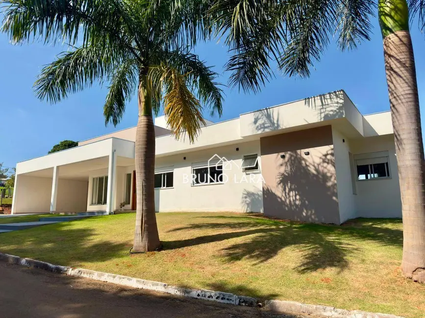 Foto 3 de Casa de Condomínio com 3 quartos à venda, 1005m2 em Igarape - MG