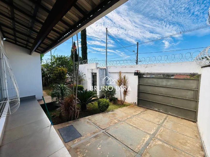 Foto 4 de Casa com 3 quartos à venda, 360m2 em Igarape - MG