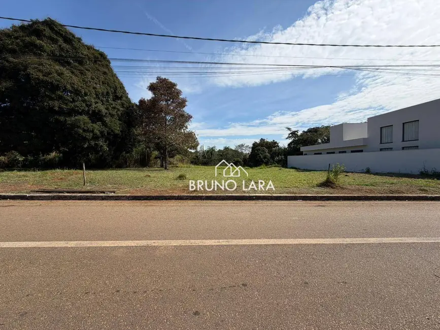 Foto 1 de Terreno / Lote à venda, 597m2 em Igarape - MG