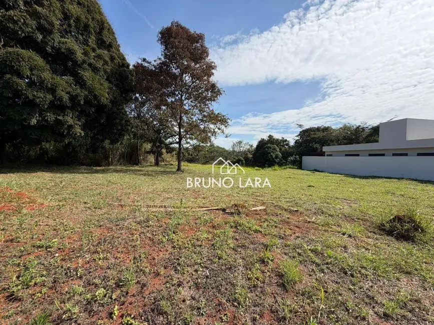 Foto 3 de Terreno / Lote à venda, 597m2 em Igarape - MG