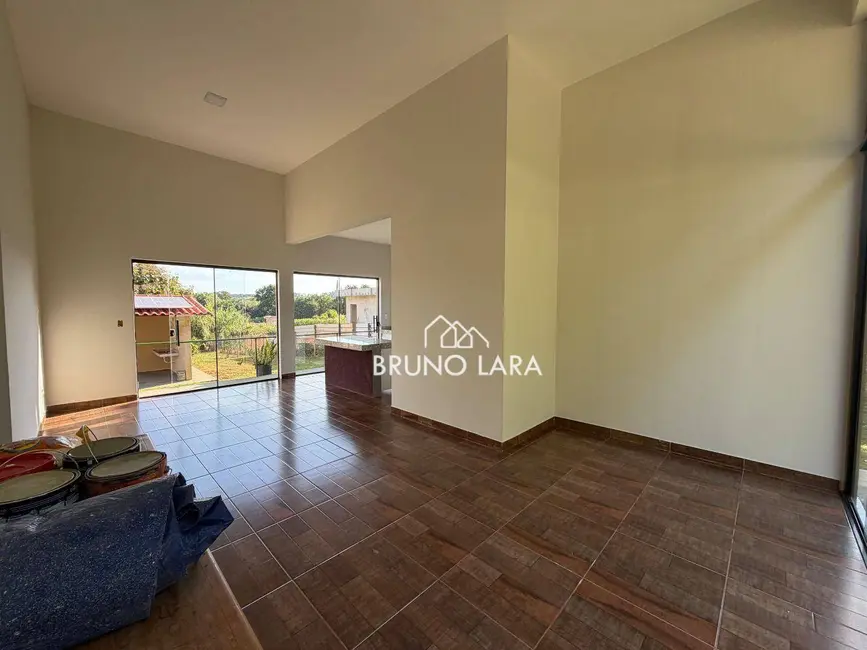 Foto 4 de Casa com 3 quartos para alugar, 1064m2 em Igarape - MG