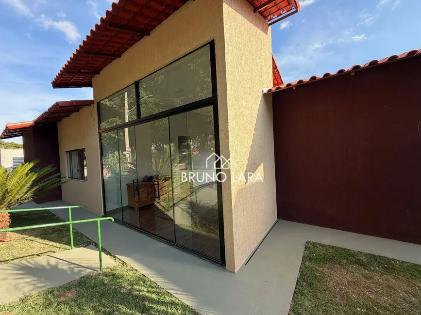 Foto 2 de Casa com 3 quartos para alugar, 1064m2 em Igarape - MG