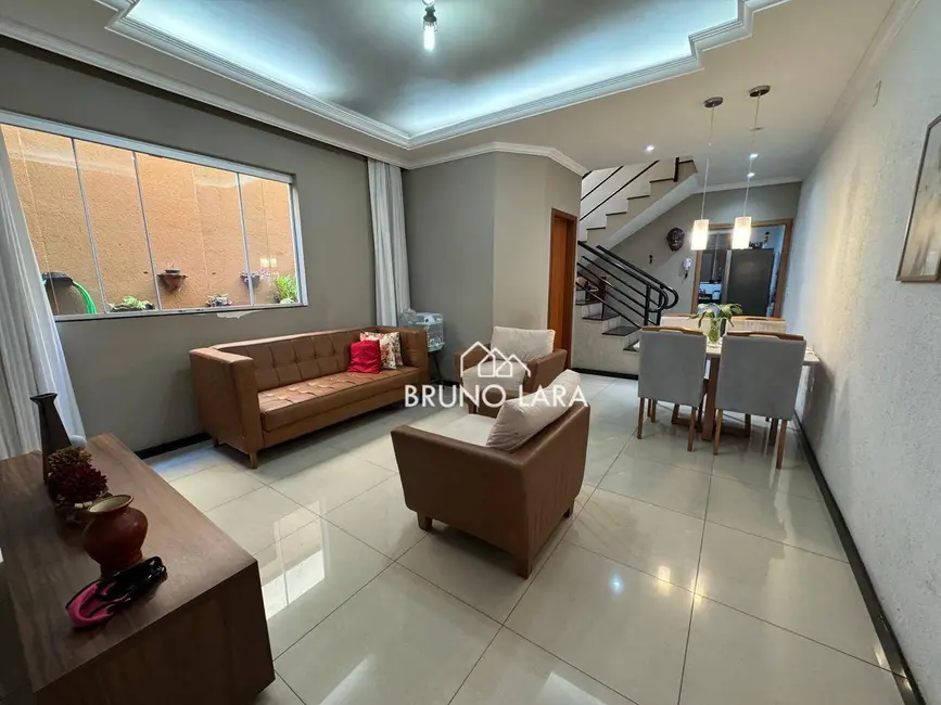 Foto 1 de Casa com 3 quartos à venda, 126m2 em Parque das Acácias, Betim - MG
