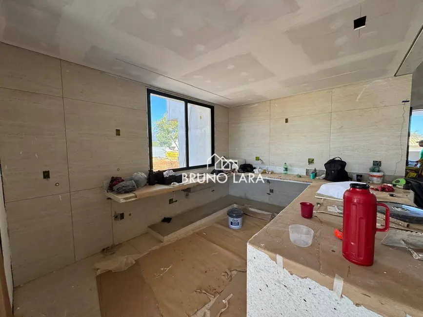 Foto 5 de Casa de Condomínio com 4 quartos à venda, 1000m2 em Igarape - MG