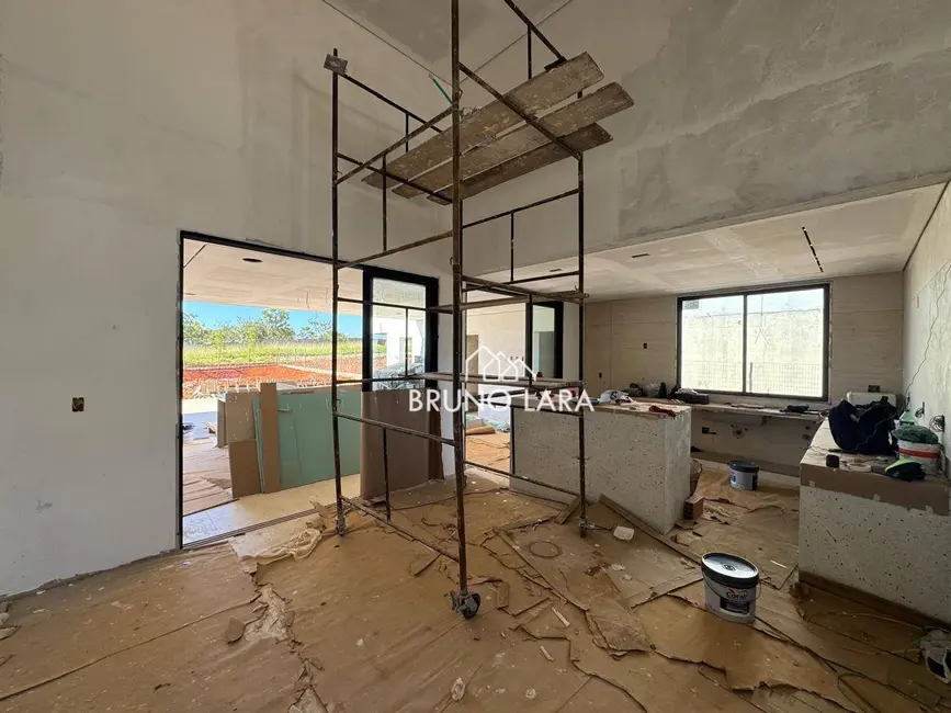 Foto 4 de Casa de Condomínio com 4 quartos à venda, 1000m2 em Igarape - MG