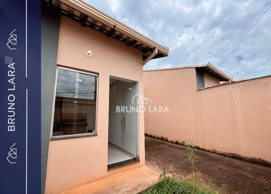 Foto 1 de Casa com 2 quartos para alugar, 180m2 em Igarape - MG
