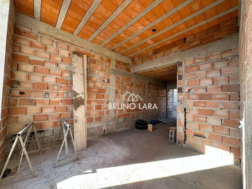 Foto 3 de Casa com 2 quartos à venda, 120m2 em Sao Joaquim De Bicas - MG
