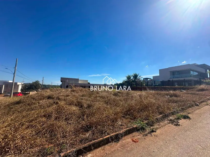 Foto 2 de Terreno / Lote à venda, 1059m2 em Igarape - MG