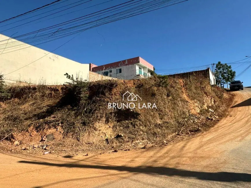 Foto 3 de Terreno / Lote à venda, 450m2 em Sao Joaquim De Bicas - MG