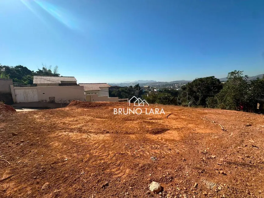 Foto 1 de Terreno / Lote à venda, 450m2 em Sao Joaquim De Bicas - MG