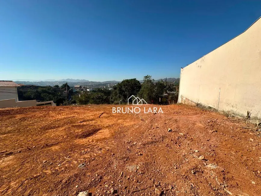 Foto 4 de Terreno / Lote à venda, 450m2 em Sao Joaquim De Bicas - MG