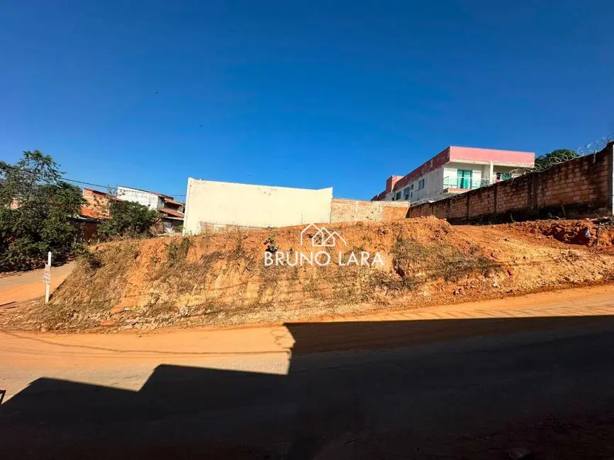 Foto 2 de Terreno / Lote à venda, 450m2 em Sao Joaquim De Bicas - MG