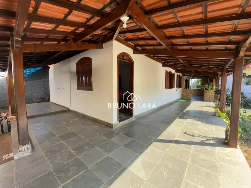 Foto 1 de Casa com 3 quartos à venda, 360m2 em Sao Joaquim De Bicas - MG
