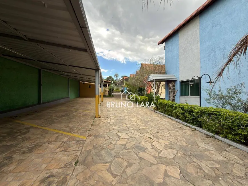 Foto 2 de Sítio / Rancho com 5 quartos à venda, 2500m2 em Petrovale, Betim - MG