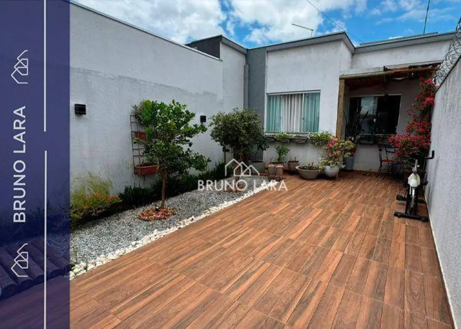 Foto 1 de Casa com 2 quartos à venda, 120m2 em Igarape - MG
