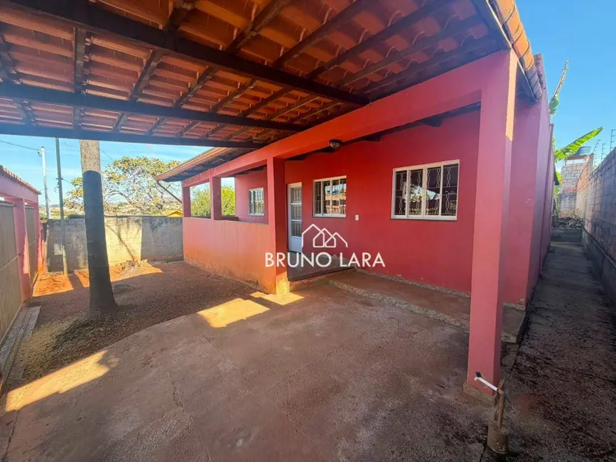 Foto 2 de Casa com 2 quartos para alugar, 360m2 em Igarape - MG