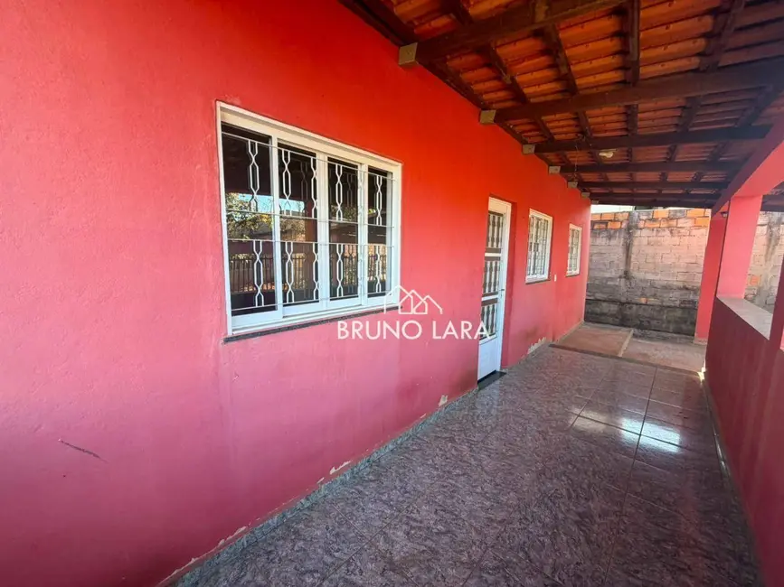 Foto 4 de Casa com 2 quartos para alugar, 360m2 em Igarape - MG