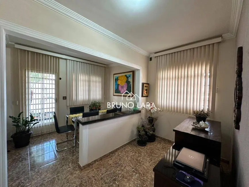 Foto 4 de Casa com 3 quartos à venda, 360m2 em Senhora das Graças, Betim - MG