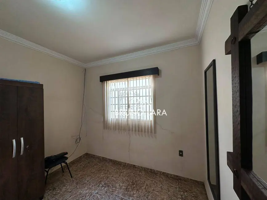 Foto 8 de Casa com 3 quartos à venda, 360m2 em Senhora das Graças, Betim - MG