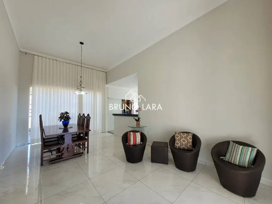 Casa com 3 quartos para alugar, 1131m2 em Igarape - MG - imagem 6 Foto 6 de Casa com 3 quartos para alugar, 1131m2 em Igarape - MG
